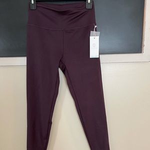 NWT Balance Collection Wild Plum Leggings Size Medium